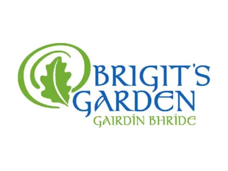 Brigit's Garden logo. Green oak leaf and blue writing. Gairdín Bhríde